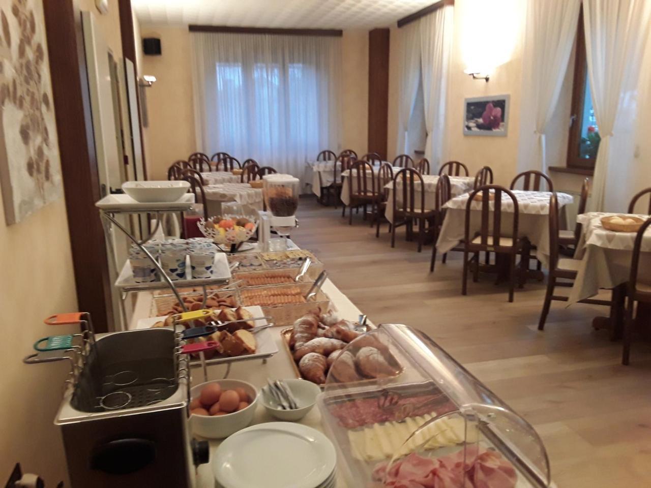 Hotel Ferrari